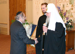 В Храме Христа Спасителя состоялась церемония поздравления Предстоятеля Русской Православной Церкви с Днем тезоименитства. Фото Службы коммуникации ОВЦС МП.Официальный сайт Русской Православной Церквиhttp://www.mospat.ru