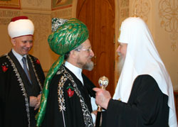 В Храме Христа Спасителя состоялась церемония поздравления Предстоятеля Русской Православной Церкви с Днем тезоименитства. Фото Службы коммуникации ОВЦС МП.Официальный сайт Русской Православной Церквиhttp://www.mospat.ru