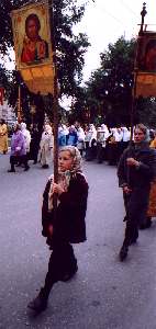 Крестный ход, направивился от Успенского собора к памятнику святому благоверному князю Даниилу Московскому на Даниловской площади.. Фото Службы коммуникации ОВЦС МП. Официальный сайт Русской Православной Церкви /