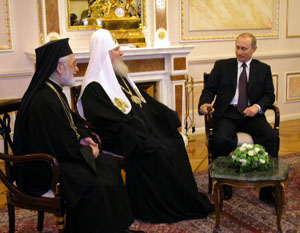 Russian President Vladimir Putin receives His Holiness Patriarch Alexy II of Moscow and All Russia and His Beatitude Patriarch Ignatios IV of Antioch and All the East in the Kremlin. Official Web-server of Russian Orthodox Church: http://www.mospat.ru