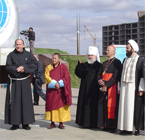 24 сентября В Астане состоялся Съезд мировых и традиционно-национальных религий Фото Службы коммуникации ОВЦС МП. Официальный сайт Русской Православной Церкви /