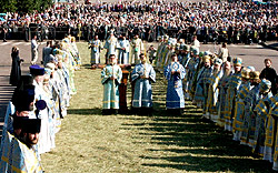 21 июля 2004 года в Курске прошли торжества, посвященные 250-летию со дня рождения преподобного Серафима Саровского. В этот день были совершены Божественная литургия и праздничный молебен перед мощами преподобного Серафима. Фото Службы коммуникации ОВЦС МП. Официальный сайт Русской Православной Церкви http://www.mospat.ru
