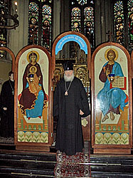 Председатель Отдела внешних церковных связей Московского Патриархата митрополит Смоленский и Калининградский Кирилл посетил приход в честь Рождества Христова в Антверпене.Официальный сайт Русской Православной Церквиhttp://www.mospat.ru