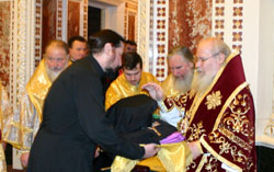 30 января 2005 года, в Неделю 35-ю по Пятидесятнице,за Божественной литургией в Кафедральном соборном храме Христа Спасителя Святейший Патриарх Московский и всея Руси Алексий II совершил хиротонию архимандрита Савватия (Антонова) во епископа Алатырского, викария Чебоксарской епархии.Фото Службы коммуникации ОВЦС МП.Официальный сайт Русской Православной Церквиhttp://www.mospat.ru