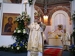 3 июля 2005 года в Калининграде в рамках празднования 750-летия города состоялось Малое освящение строящегося кафедрального собора Христа Спасителя - главного православного храма на западных рубежах России.Фото Пресс-службы кафедрального собора Христа Спасителя в Калининграде