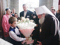 21 мая 2004 года делегация Русской Зарубежной Церкви во главе с ее Первоиерархом митрополитом Восточно-Американским и Нью-Йоркским Лавром прибыла в Екатеринбург. Целью поездки стало посещение памятных мест, тесно связанных с новейшей историей Русской Православной Церкви. Фото Службы коммуникации ОВЦС МП. Официальный сайт Русской Православной Церкви http://www.mospat.ru