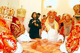 Чин Великого освящения храма в честь ТроицыЖивоначальной, что на Борисовских прудах. 2004 год.