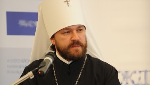 (Russian) Интервью митрополита Волоколамского Илариона газете «Союзное вече» (“Союзное вече”, №54 (351) 25 ноября – 1 декабря 2010 года)