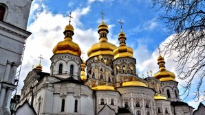 В Киево-Печерской Лавре проходит расширенное заседание Священного Синода Украинской Православной Церкви