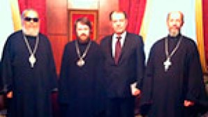 (Russian) Митрополит Иларион посетил Антиохийское Подворье в Москве