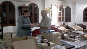 (Russian) Православной Церкви в Таиланде пожертвована библиотека духовной литературы