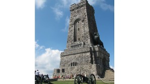 Au col de Chipka, commémoration des combattants russes pour la libération de la Bulgarie