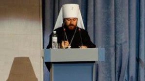 (Russian) «К вопросу о канонических предпосылках Харьковского Архиерейского Собора Украинской Православной Церкви 1992 г.» Доклад митрополита Волоколамского Илариона на конференции «Украинская Православная Церковь на рубеже тысячелетий» (Киев, 28 мая 2012 г.)