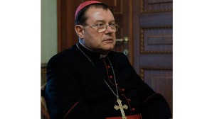(Russian) Архиепископ Паоло Пецци выразил свою позицию в связи с нападками на Русскую Православную Церковь