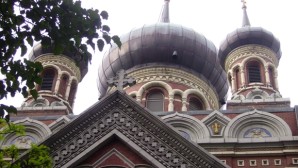 (Russian) В праздник Благодарения в Свято-Николаевском соборе Нью-Йорка была совершена Божественная литургия