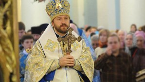 (Russian) Игумен и братия афонского Кутлумушского монастыря приняли участие в богослужении по случаю престольного праздника храма в честь иконы Божией Матери «Всех скорбящих Радость» на Ордынке