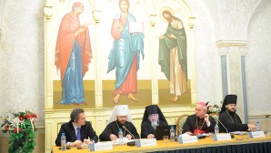 В Храме Христа Спасителя проходит международная конференция «Церковь и бедные. Православные и католики в служении милосердия»