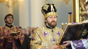 Митрополит Иларион: Благодать Божия позволяет людям уже здесь, на земле, быть причастниками Царствия Небесного
