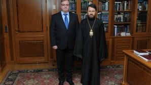 Metropolitan Hilarion of Volokolamsk meets with the chairman of Accounts Chamber of the Russian Federation