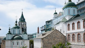 Святейший Патриарх Кирилл посетил восстановленные после пожара строения афонского Свято-Пантелеимонова монастыря