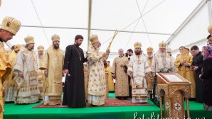 Metropolitan Vladimir of Kiev celebrates Liturgy at the Monument of Friendship on the border of Russia, Ukraine and Byelorussia