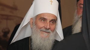 Patriarch Irinej of Serbia venerates shrines in Moscow