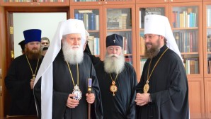 His Holiness Patriarch Neophyte of Bulgaria visits Kiev Theological Schools