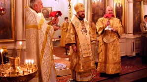 Председатель ОВЦС совершил Божественную литургию в храме московского Подворья Иерусалимской Церкви