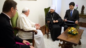 Συνάντηση του Μητροπολίτου Βολοκολάμσκ Ιλαρίωνος με τον Πάπα Ρώμης Φραγκίσκο