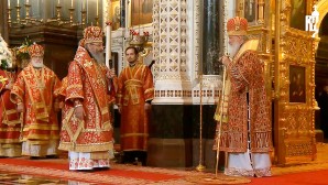 Митрополит Онуфрий поблагодарил Патриарха Кирилла за поддержку в сложное для Украинской Церкви время
