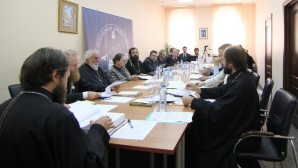 Митрополит Волоколамский Иларион возглавил заседание Общецерковного диссертационного совета