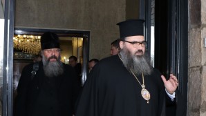 ΑΝΤΙΠΡΟΣΩΠΕΙΑ ΤΗΣ ΡΩΣΙΚΗΣ ΕΚΚΛΗΣΙΑΣ ΣΤΗ ΣΟΦΙΑ ΓΙΑ ΝΑ ΣΥΜΜΕΤΑΣΧΕΙ ΣΤΟΥΣ ΕΟΡΤΑΣΜΟΥΣ ΤΗΣ ΕΚΑΤΟΝΤΑΕΤΗΡΙΔΟΣ ΤΟΥ ΙΕΡΟΥ ΝΑΟΥ ΑΓΙΟΥ ΝΙΚΟΛΑΟΥ