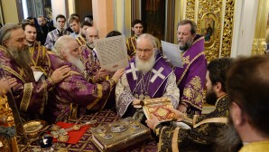 В Неделю 2-ю Великого поста Предстоятель Русской Церкви совершил Литургию в Покровском монастыре Москвы