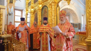 Prayer in the Church of Antioch Moscow representation for Christian hierarchs kidnapped two years ago