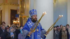 Митрополит Иларион: В лице Пресвятой Богородицы человечество принесло совершенный плод святости