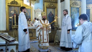 Митрополит Иларион: у каждого человека есть возможность последовать за Христом