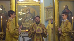 Митрополит Иларион: Присутствие Божие придает смысл и жизни, и смерти человека