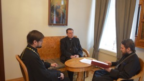 Митрополит Волоколамский Иларион встретился с главой католической архиепархии в Москве