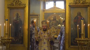 Митрополит Иларион: Каждому человеку и всему человечеству Господь показывает путь от неверия к вере