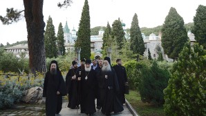 Телеканал «Культура» покажет фильм митрополита Волоколамского Илариона «С Патриархом на Афоне»
