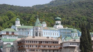 Félicitations de Sa Sainteté le Patriarche Cyrille au monastère Saint-Pantéléimon du Mont Athos, à l’occasion de sa fête patronale