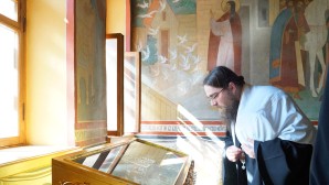 Primate of the Orthodox Church of Czech Lands and Slovakia visits Laura of the Holy Trinity and St Sergius