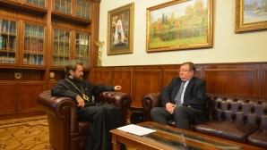 Митрополит Иларион встретился с новоназначенным постоянным представителем России при ЮНЕСКО