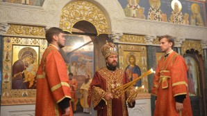 Митрополит Иларион: Через скорбь и мученичество Господь ведет Своих людей и Свою Церковь к вечной славе