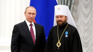 President of Russia presents Metropolitan Hilarion of Volokolamsk with a state award