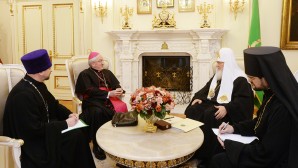 Святейший Патриарх Кирилл встретился с новым Апостольским нунцием в России