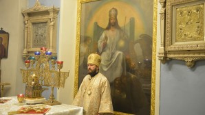 ΝΥΧΤΕΡΙΝΗ ΘΕΙΑ ΛΕΙΤΟΥΡΓΙΑ ΣΤΟΝ ΙΕΡΟ ΝΑΟ ΤΗΣ ΠΑΝΑΓΙΑΣ ΠΑΝΤΩΝ ΤΩΝ ΘΛΙΒΟΜΕΝΩΝ Η ΧΑΡΑ ΣΤΗΝ ΟΔΟ ΟΡΝΤΥΝΚΑ ΑΠΟ ΤΟΝ ΜΗΤΡΟΠΟΛΙΤΗ ΙΛΑΡΙΩΝΑ