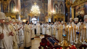 В Троице-Сергиевой лавре состоялось отпевание и погребение архимандрита Кирилла (Павлова)