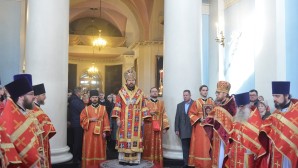 Сотрудники ОВЦС разделили радость праздника Пасхи со своим председателем