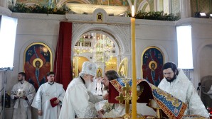 Предстоятель Русской Церкви освятил храм Воскресения Христова и новомучеников и исповедников Церкви Русской в московском Сретенском монастыре